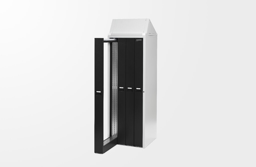Vertical cabinet tool holder